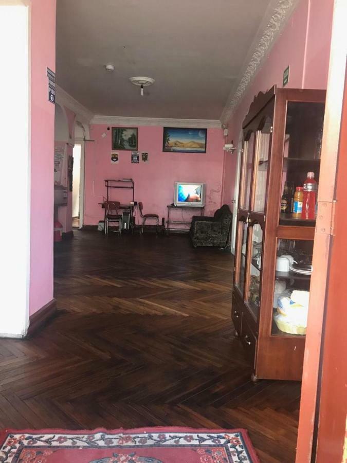 Hostel Luz Robles Quito Extérieur photo