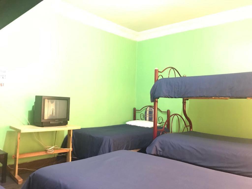 Hostel Luz Robles Quito Extérieur photo